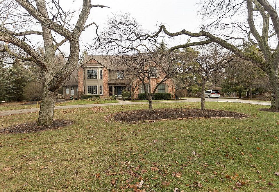 1st image of 29614 Duxbury Ln