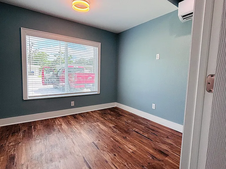 2435 E Jersey Ave #2 — Photo 15