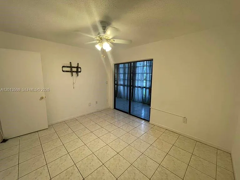809 NE 199th St #105-7 — Photo 11