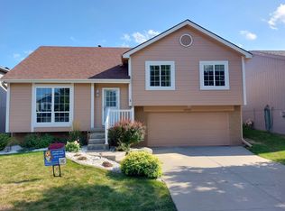 18703 T St, Omaha, NE 68135