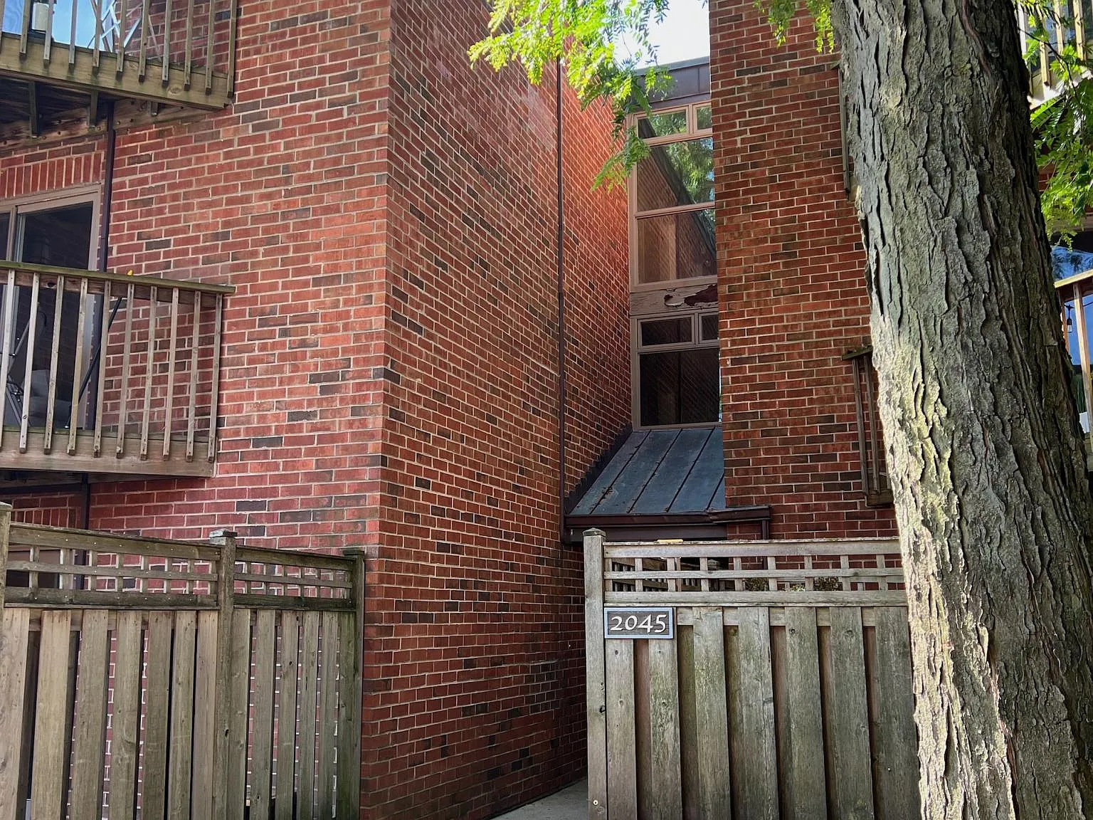 2 bed, $3,700 — Photo 1