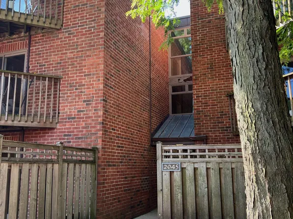 2045 N Larrabee St APT 7304, Chicago, IL 60614