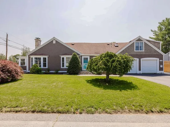 138-140 Berube Ave, Somerset, MA 02726