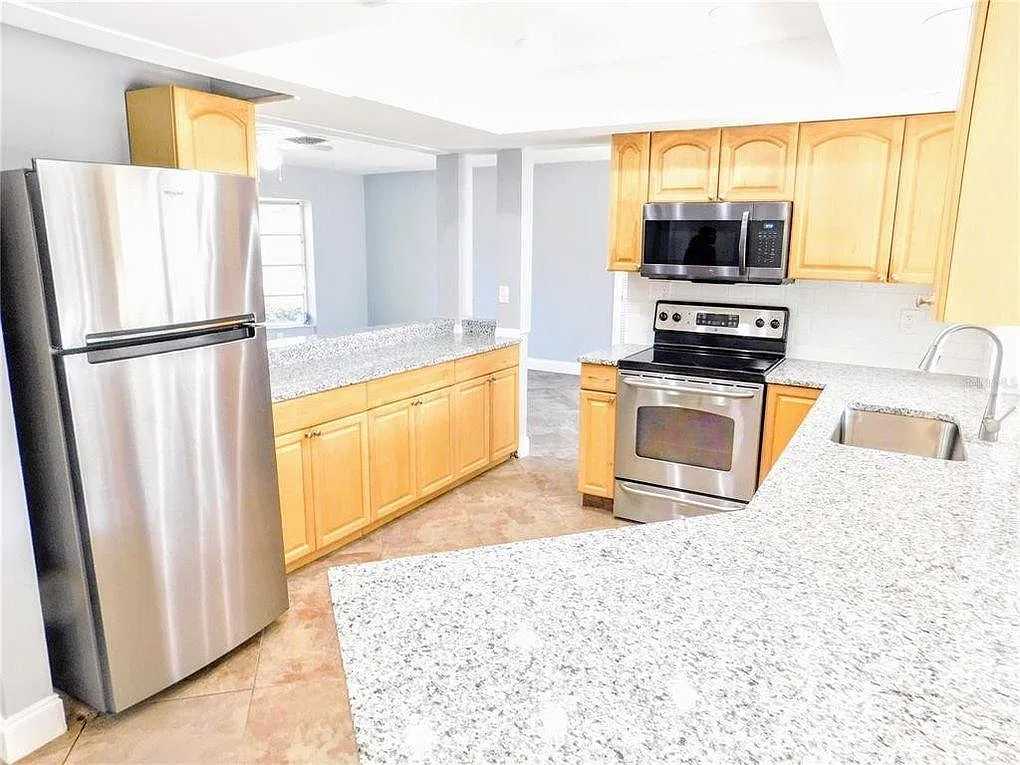5665 Baylor Rd — Photo 2
