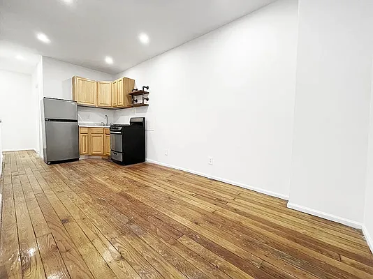 Rented by Coda Real Estate NYC | media 2