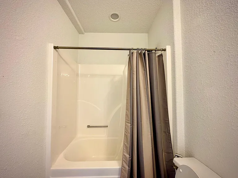 5912 NE Turquoise Dr — Photo 34