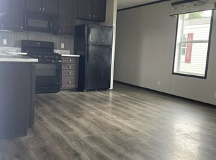 14210 Telegraph Rd #9, Flat Rock, MI 48134