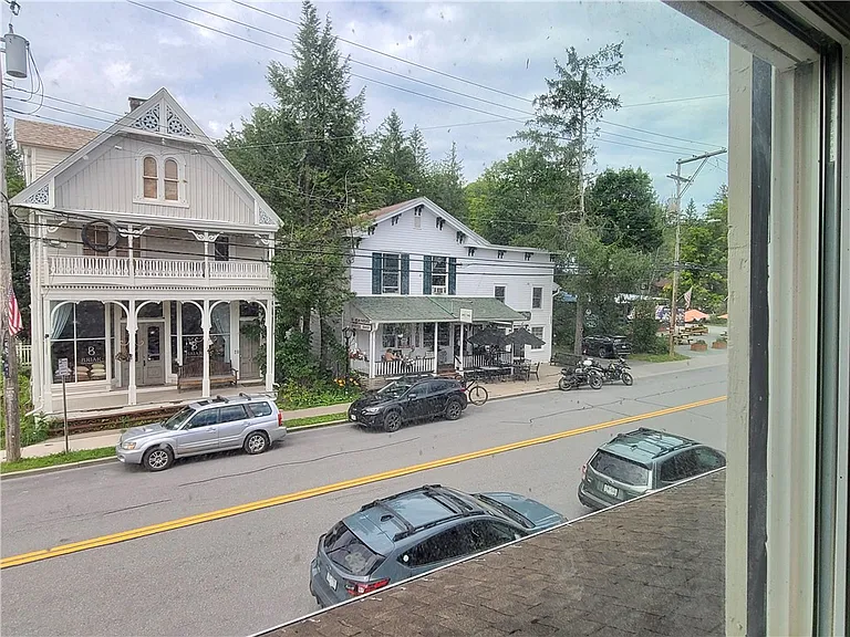 72 Main St — Photo 13
