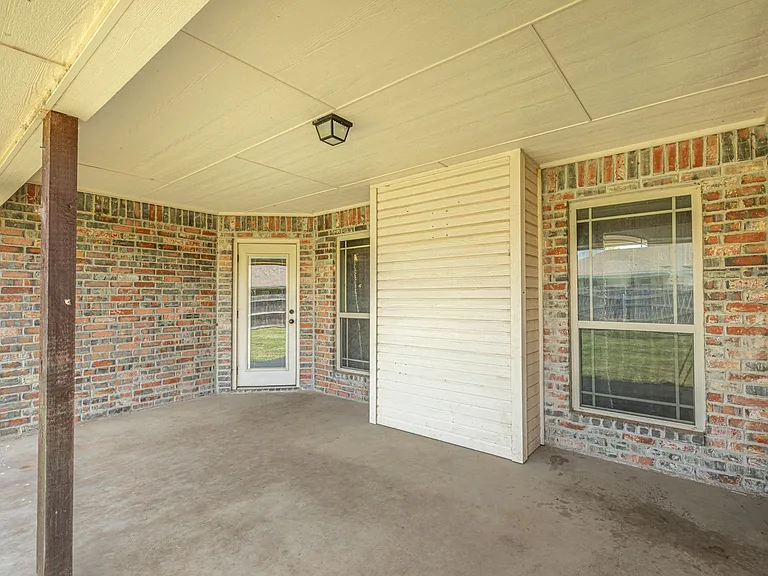 1326 Briar Cliff Path — Photo 11