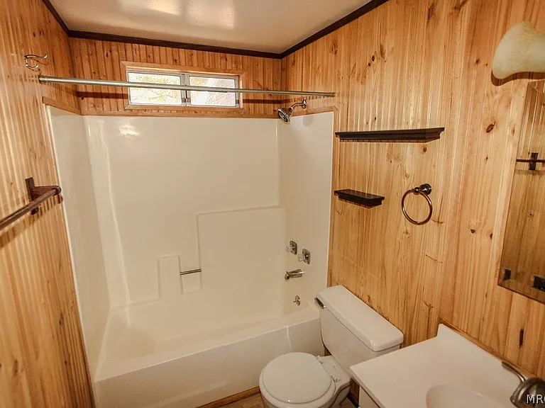 595 Vista Ave — Photo 9