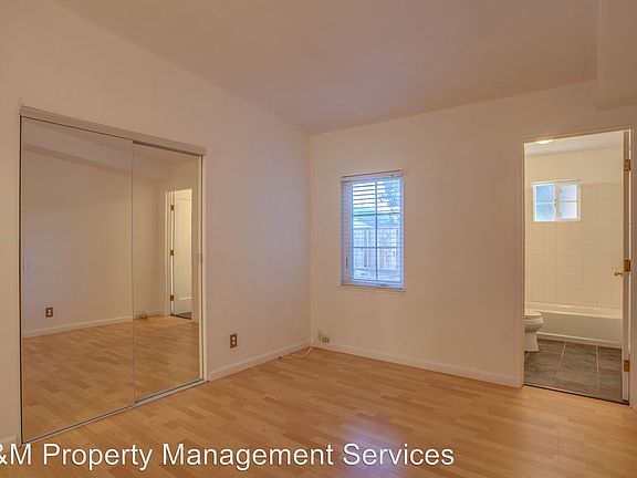5th image of 2668 Gonzaga St
