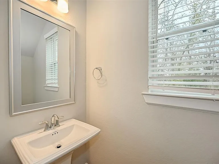 10738 Bridgeport Path Ct — Photo 18