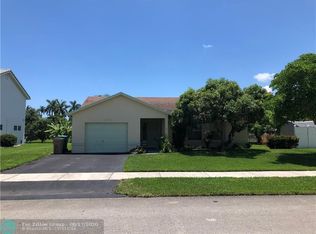5642 SW 57th Pl, Davie, FL 33314