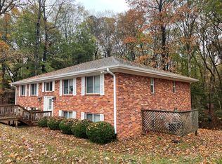 145 Albemarle Dr, Williamsburg, VA 23185