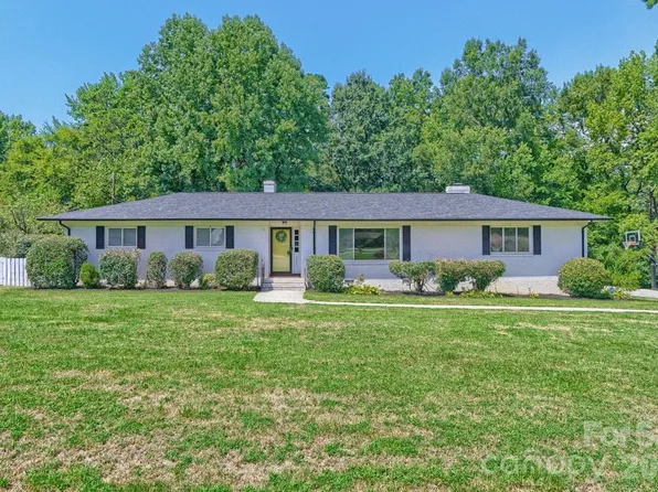 6607 Indian Ln, Charlotte, NC 28213