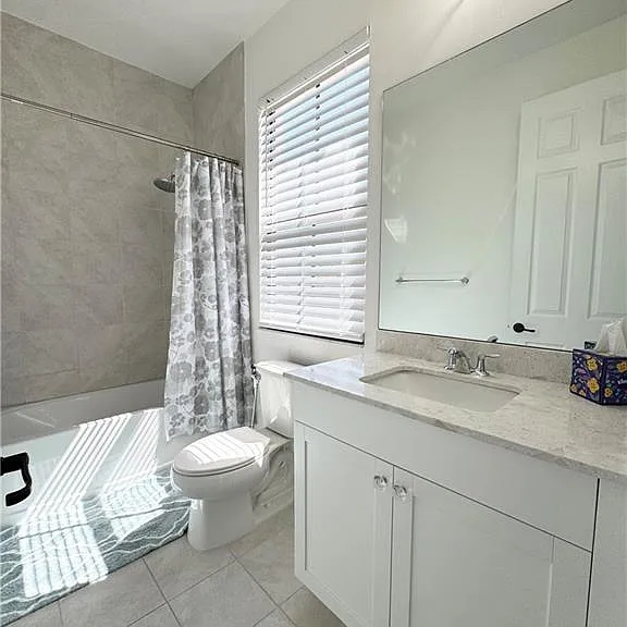 8984 Madrid Cir — Photo 13