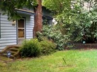11733 19th Ave NE, Seattle, WA 98125