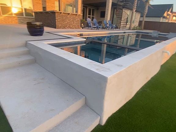 Pet safe turf - Aug 2022