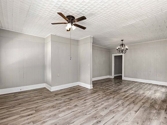 2nd image of 1317 Avenue C