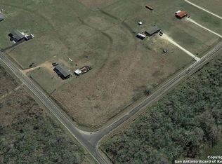 7142 Elm Creek Rd, Seguin, TX 78155