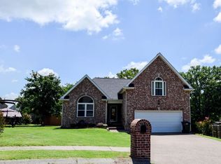 449 Marble Ct, Gallatin, TN 37066