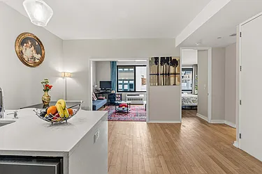 21-45 44th Drive, #4I