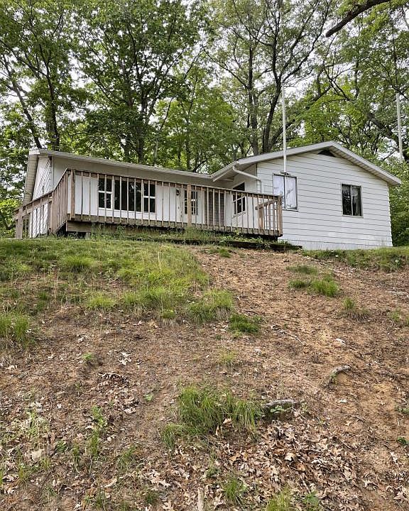 1st image of 4189 Woodland Dr