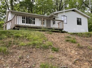 4189 Woodland Dr, Bridgman, MI 49106