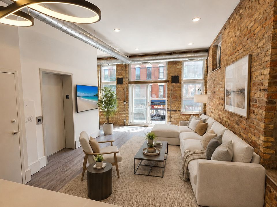 1st image of 1547 N Milwaukee Ave APT 2N