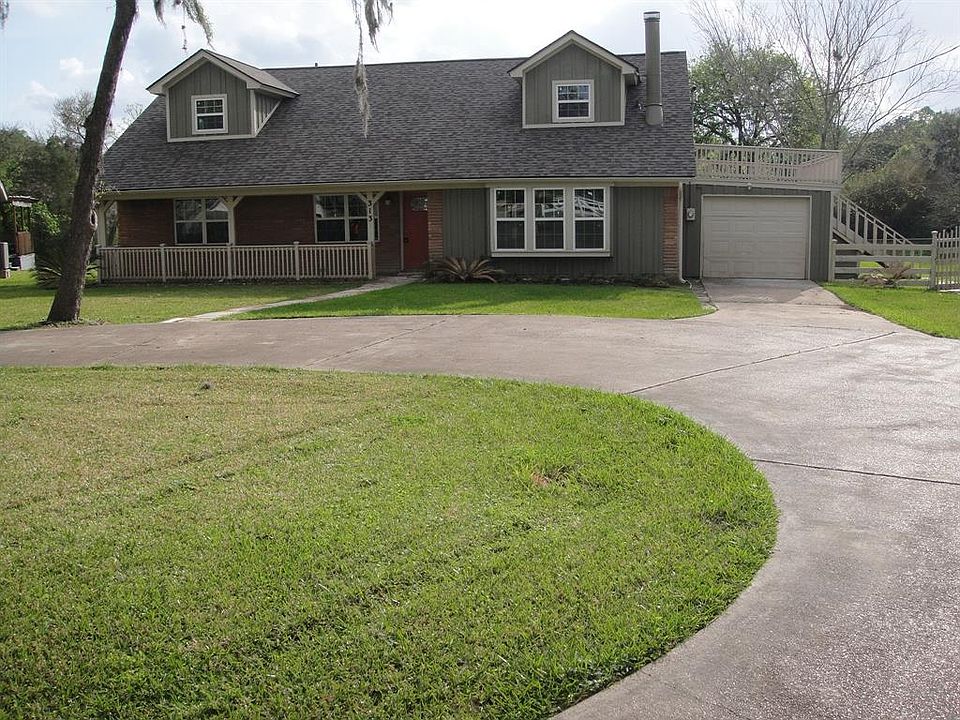 1st image of 313 Carey Ln