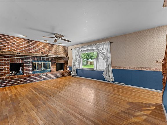 5th image of 1606 Dobbins Dr