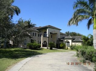 1320 S Westgate Dr, Weslaco, TX 78596