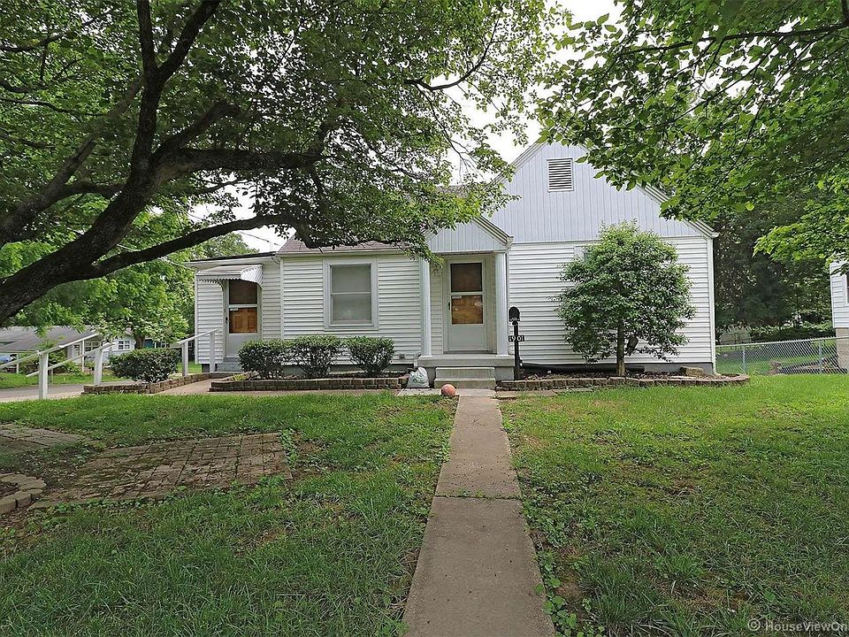 1st image of 1901 Herman St