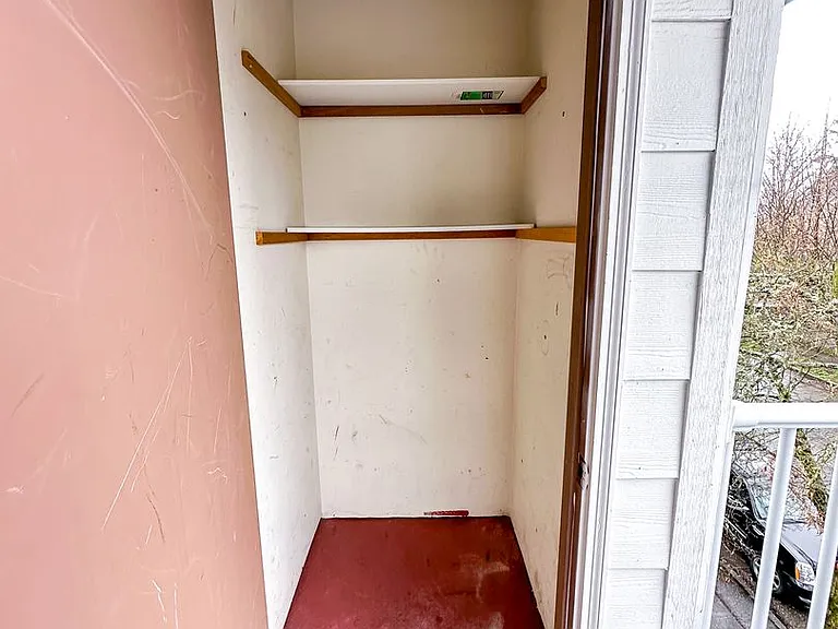 9100 Roosevelt Apartments — Photo 15