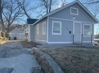 5431 E 29th St, Kansas City, MO 64128