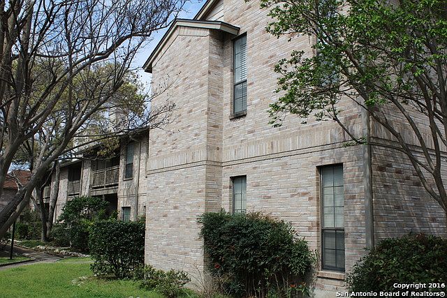1st image of 12446 STARCREST DR #305