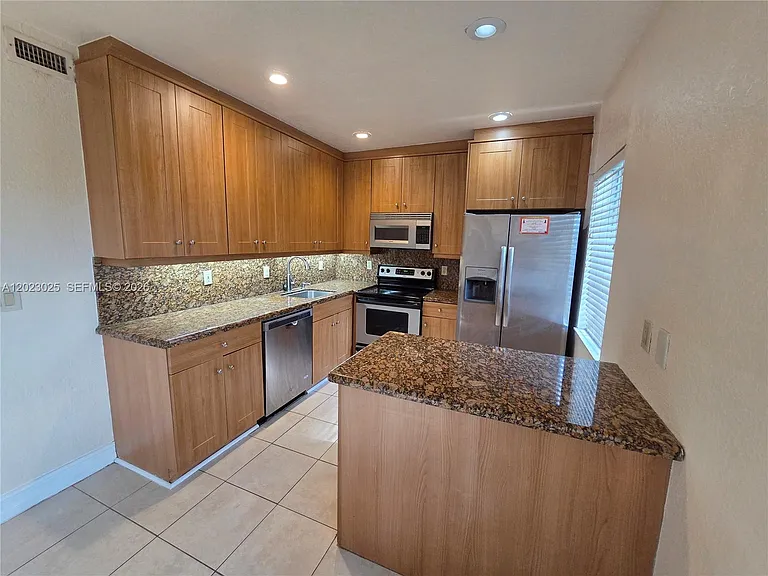 1423 Holly Heights Dr #4 — Photo 17