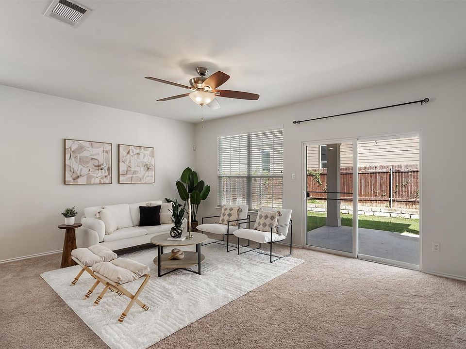 1st image of 200 Apricot Dr