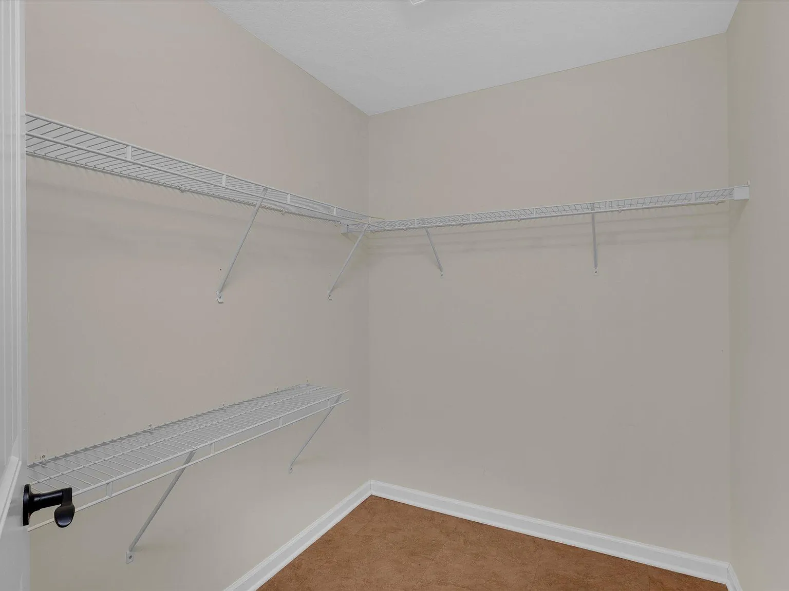3 bed, 1798 sqft, $2,500 — Photo 3