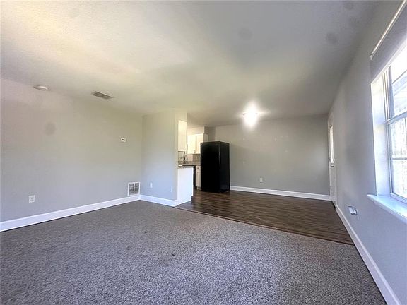 3rd image of 306 Lake Millsite Rd #7