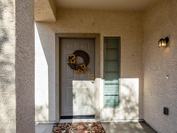 02__1483_S_2018th_Ave__02_mls