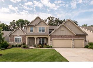 442 Parkview Manor Ln, Wentzville, MO 63385