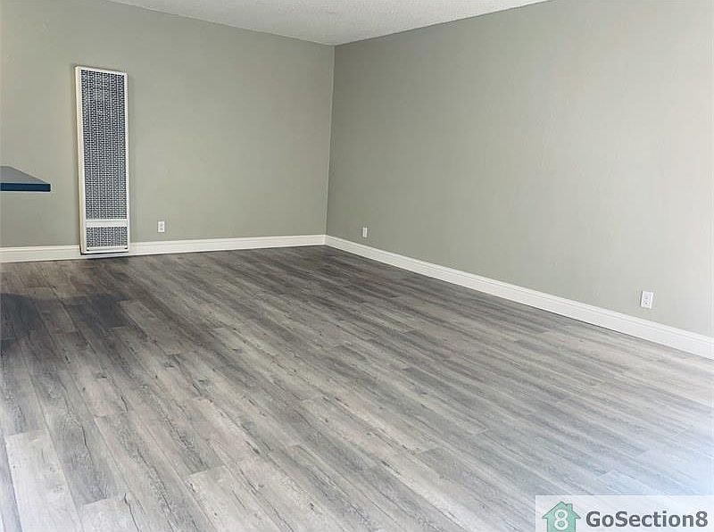 1st image of 8019 Greenridge Dr #85