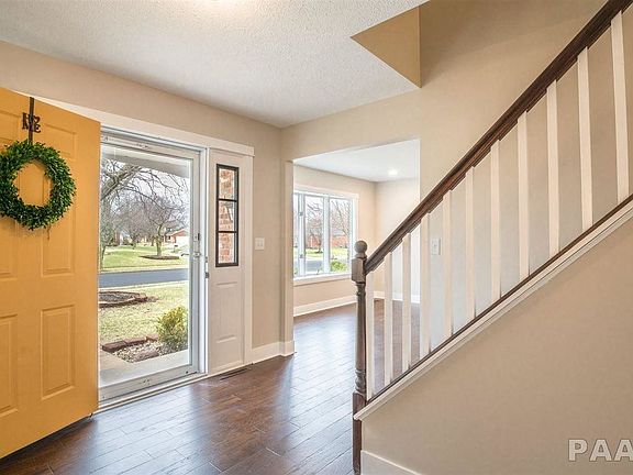 3rd image of 117 W Northaven Ct