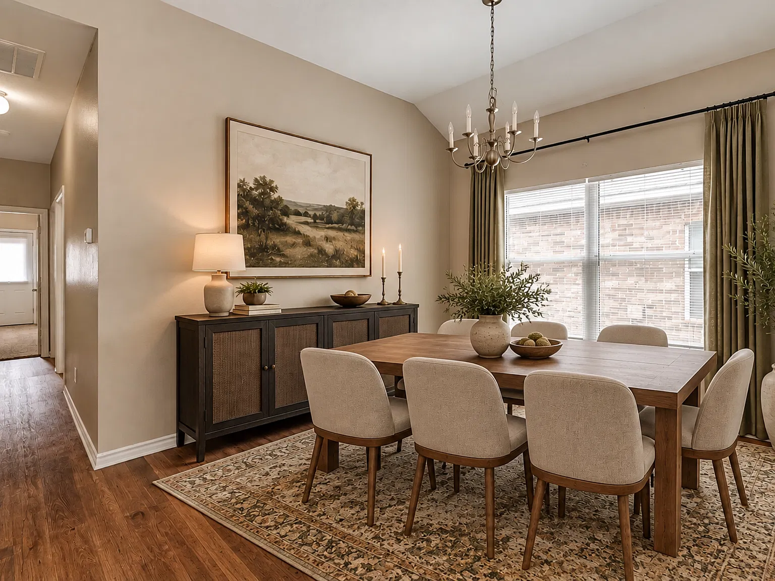 3 bed, 1221 sqft, $1,595 — Photo 3
