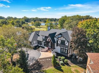 150 Camfield Square Dr, Saint Louis, MO 63141