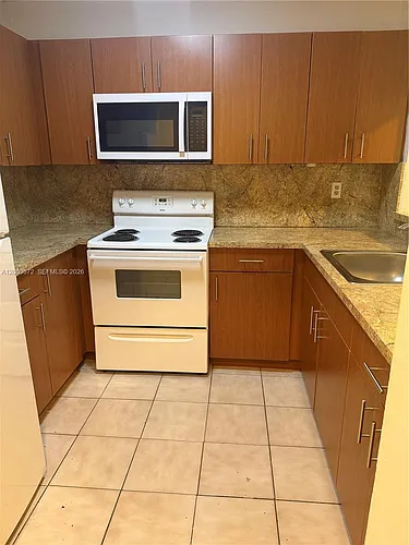 8185 NW 7th St #209 Photo 1