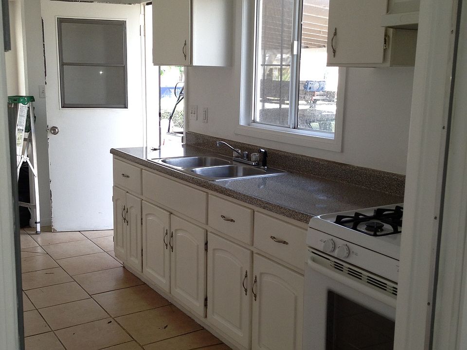 2nd image of 861 E G St