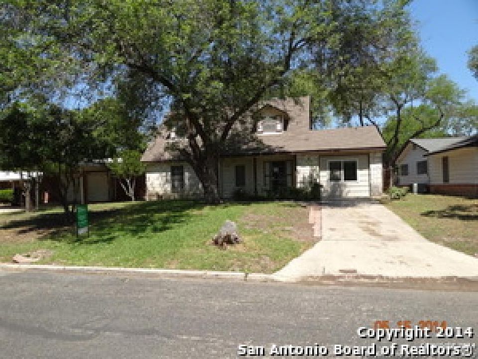 1st image of 8307 Castlecreek Dr