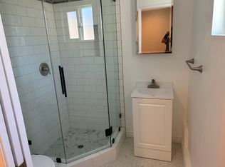 7332 Topeka Dr, Reseda, CA 91335